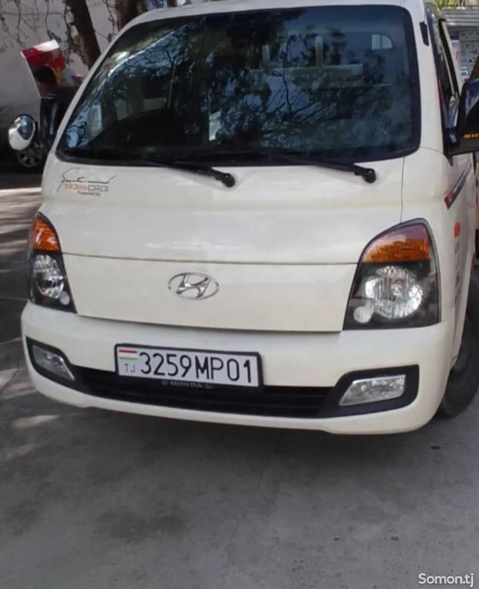 Бортовой автомобиль Hyundai Porter, 2013-1