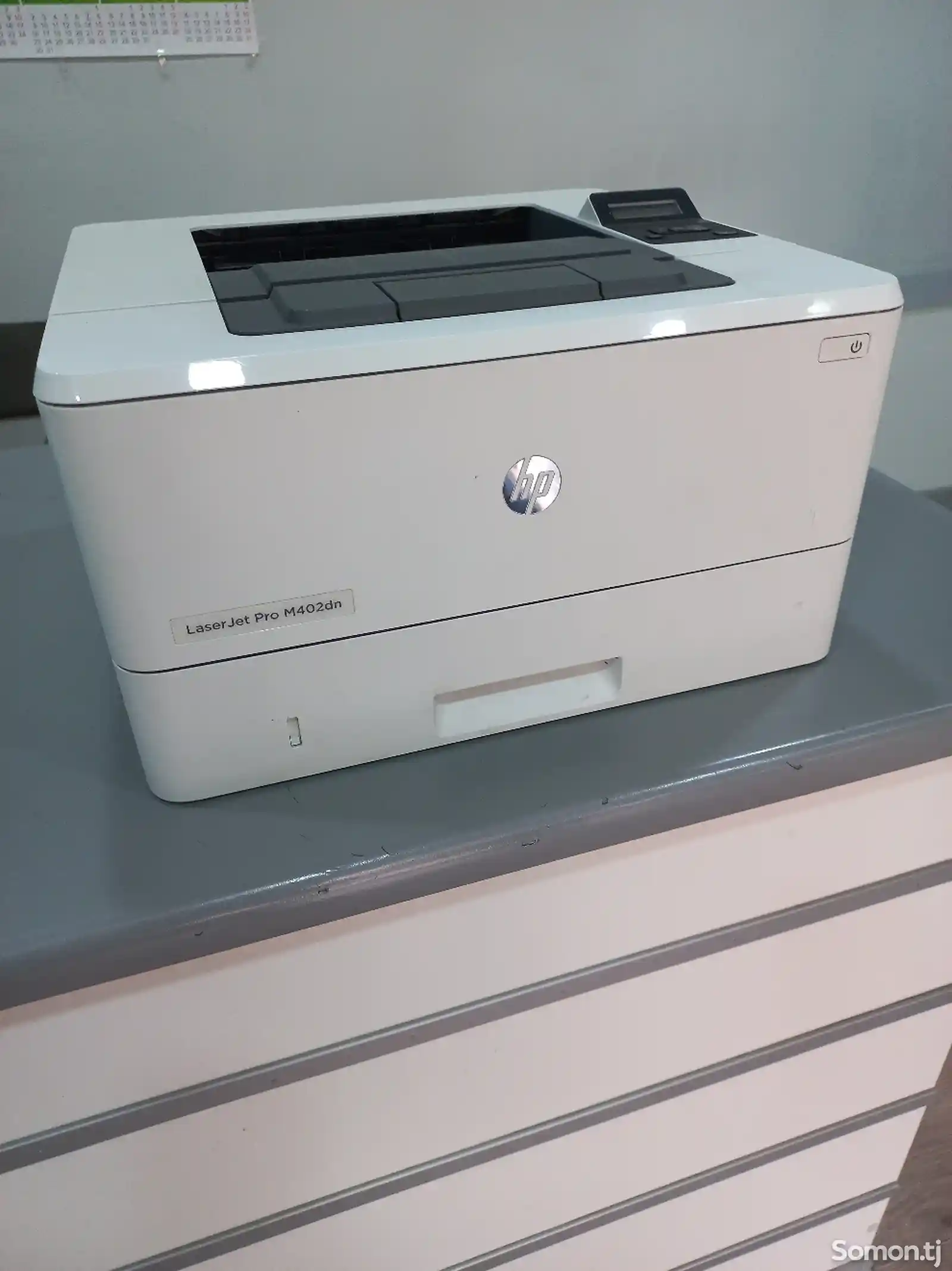 Принтер HP LaserJet Pro M402dn-1
