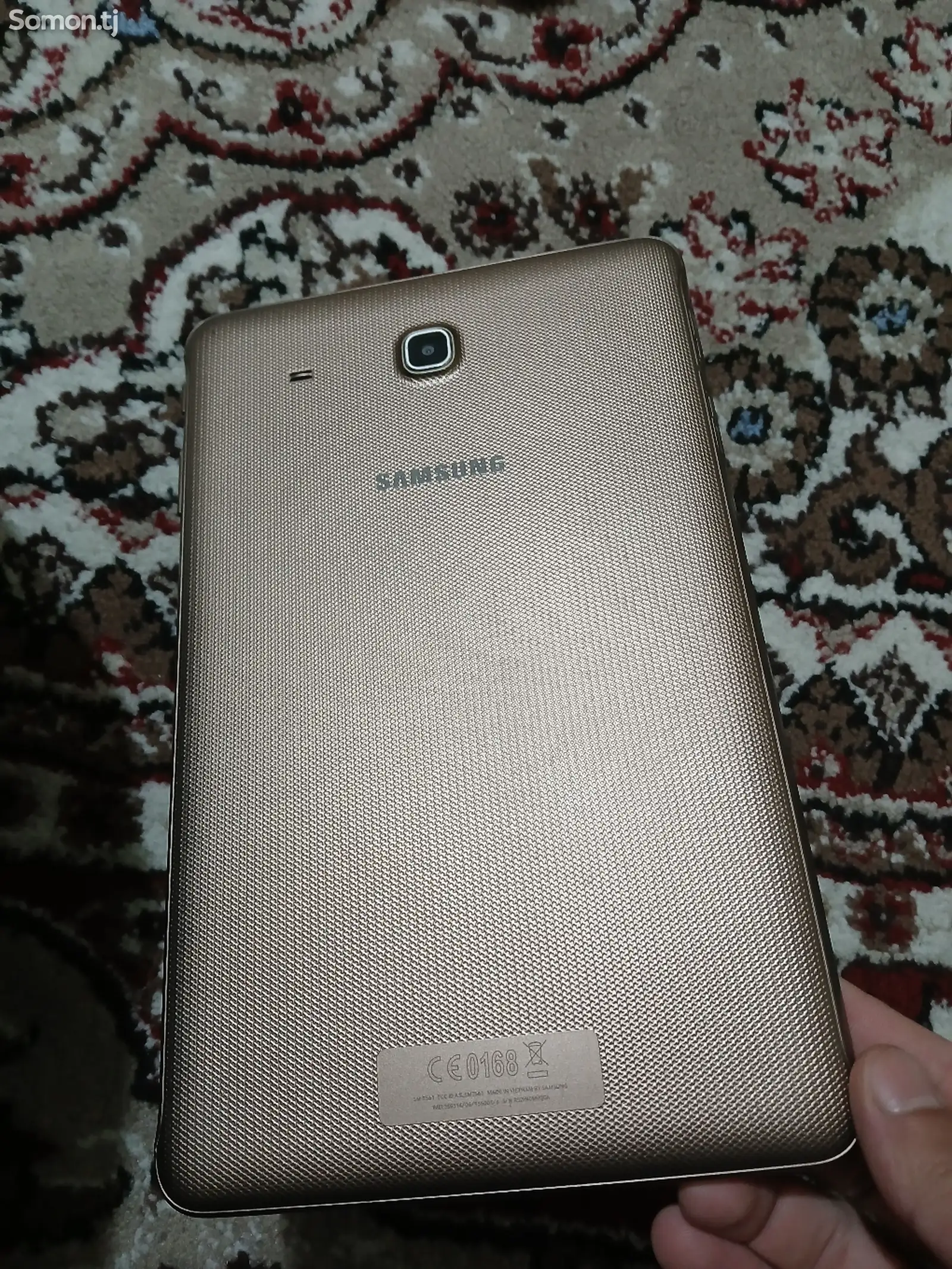 Планшет Samsung Galaxy tab E-5