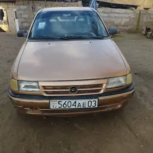 Opel Astra F, 1992