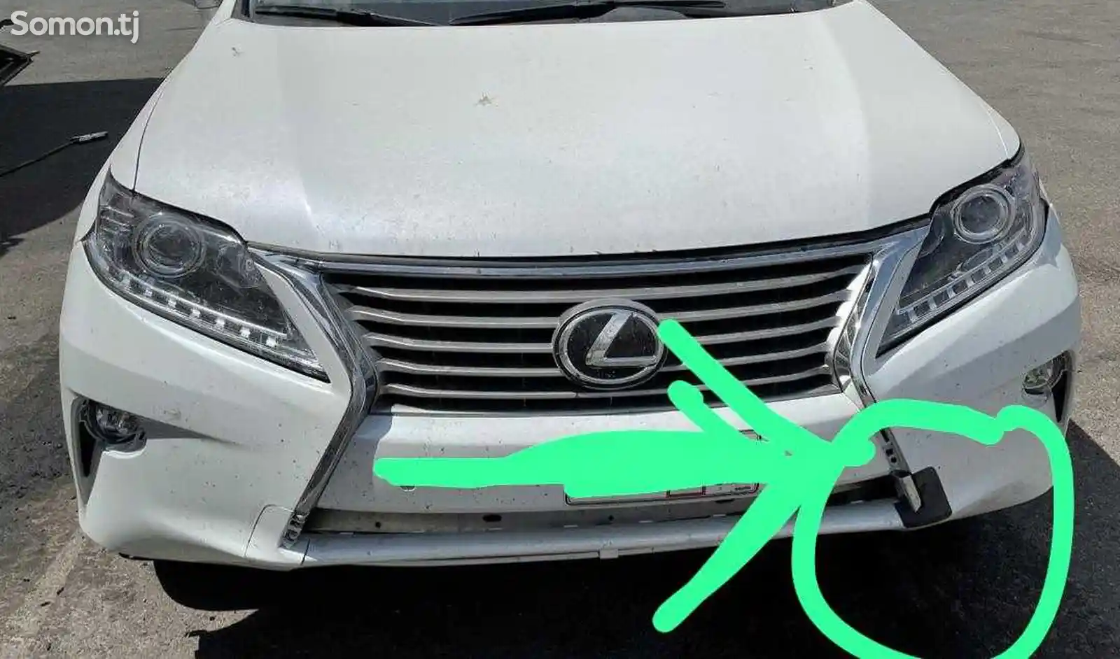 Левая заглушка буксировка на Lexus RX2012-2