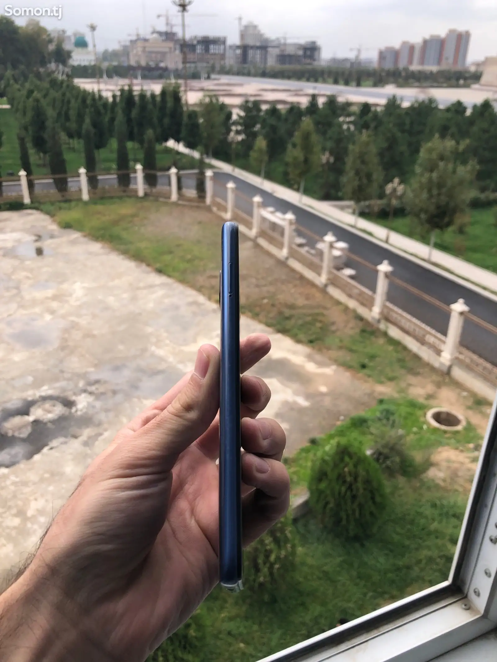 Телефон Xiaomi Redmi-5