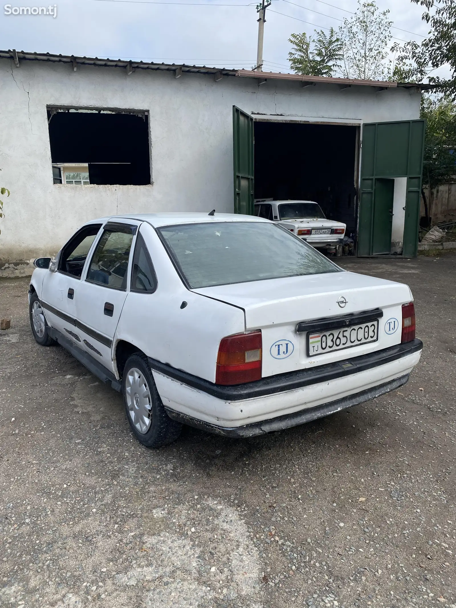 Opel Vectra A, 1992-2