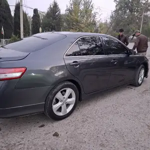 Toyota Camry, 2010