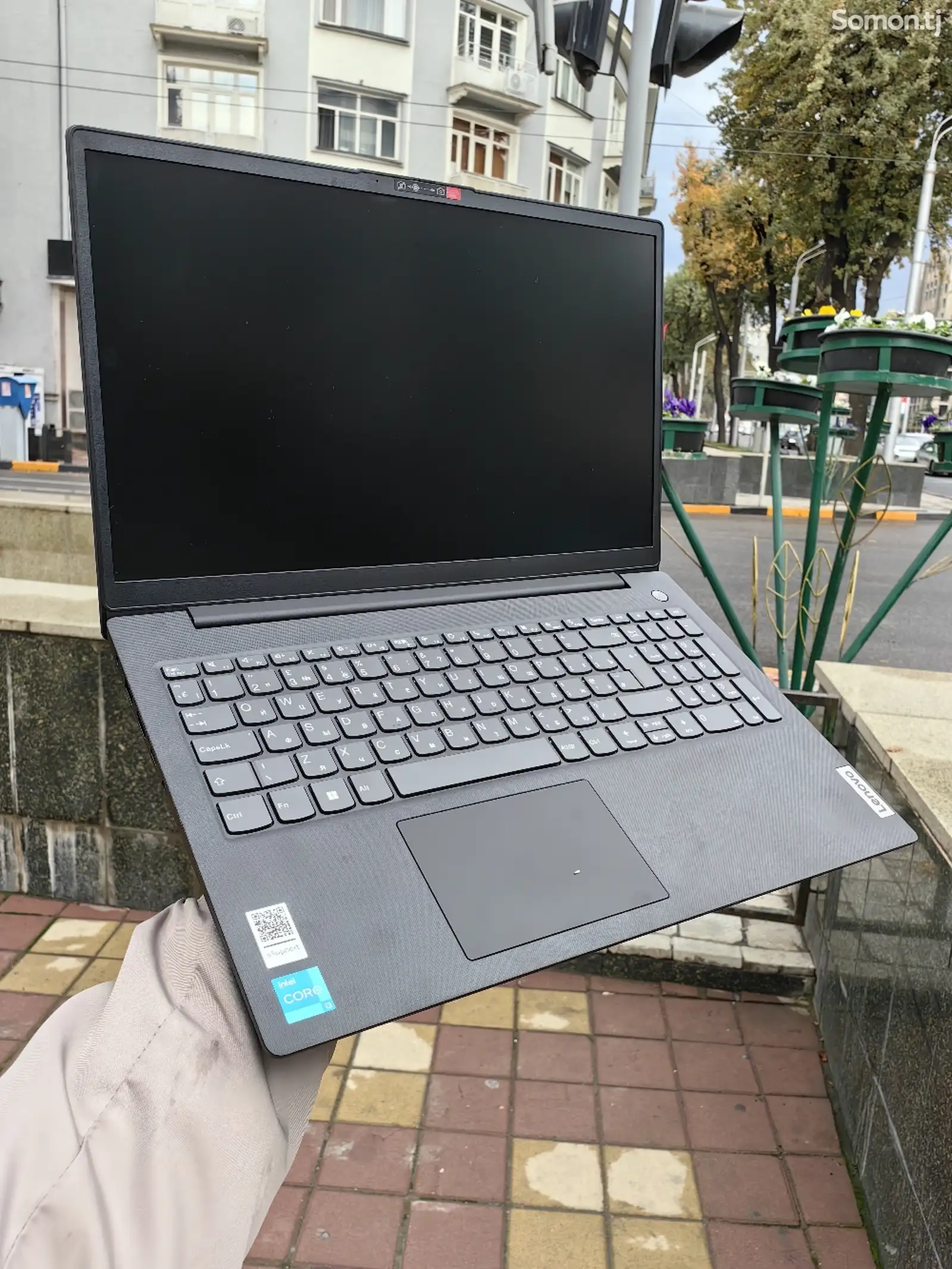 Ноутбук Lenovo Core i3-1215U 8/256Gb-1