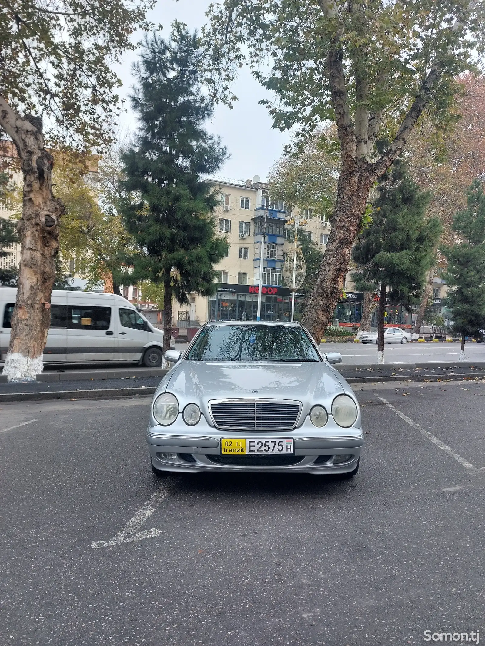 Mercedes-Benz E class, 2002-1