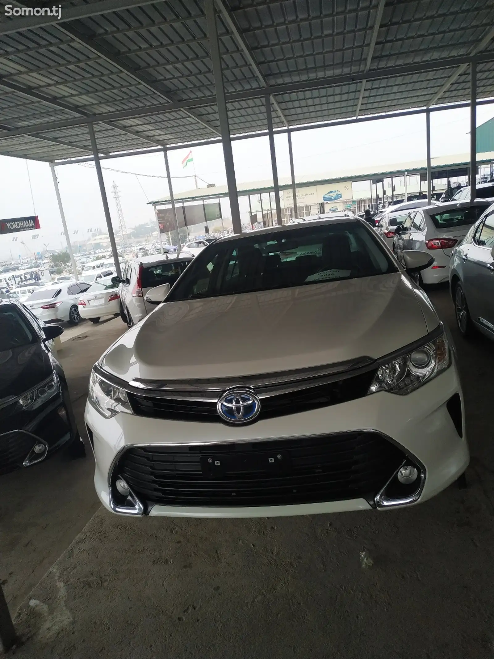 Toyota Camry, 2016-1