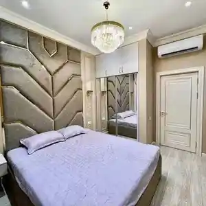 2-комн. квартира, 3 этаж, 88 м², 34 мкр, Тц Анис