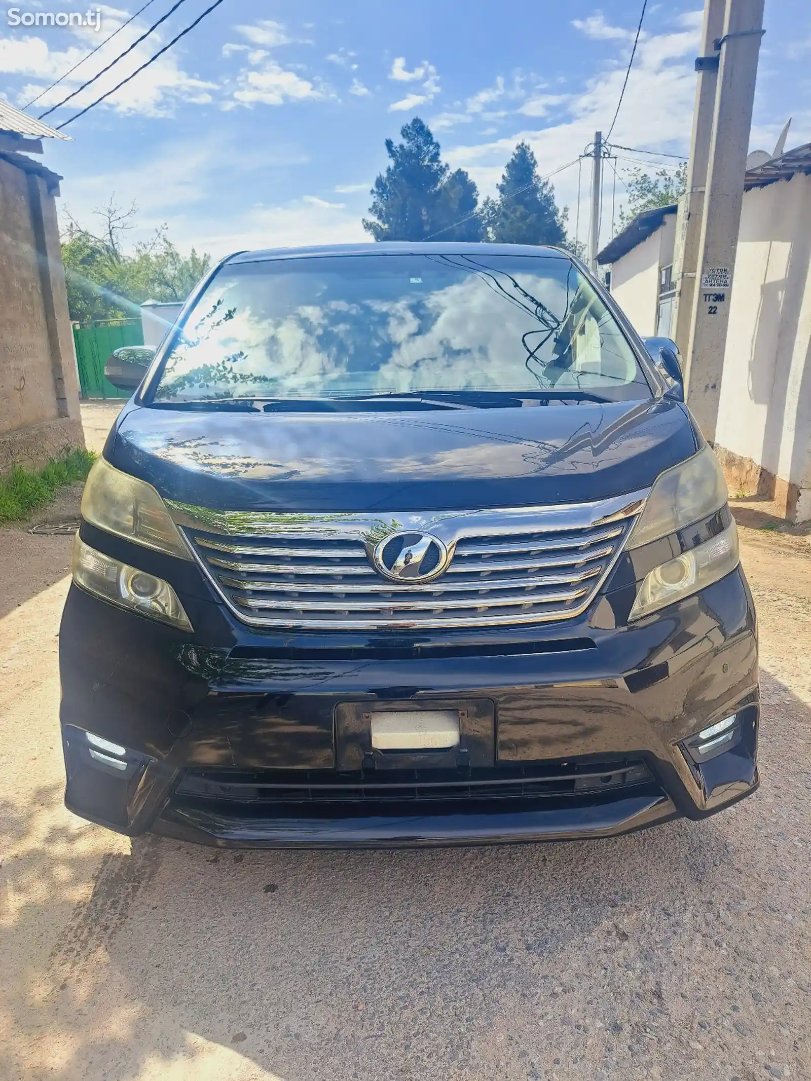 Toyota Vellfire, 2014-2