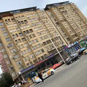 2-комн. квартира, 2 этаж, 70м², Зарафшон