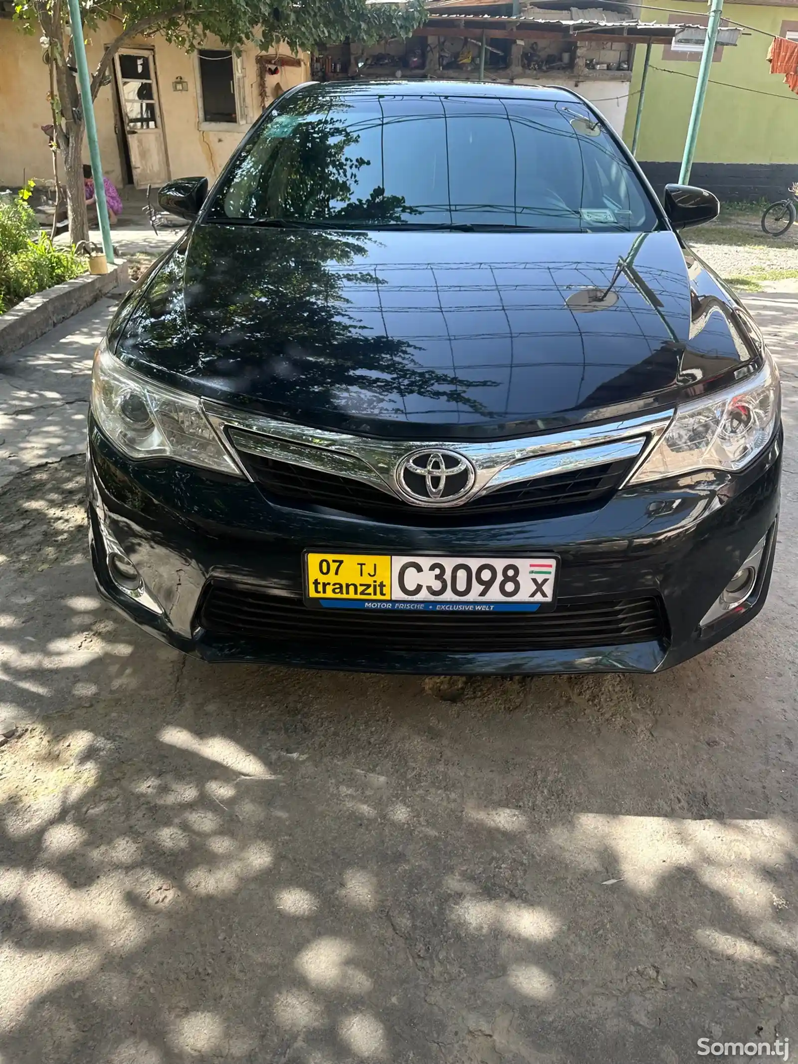 Toyota Camry, 2013-1