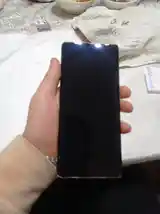 Телефон Infinix-9