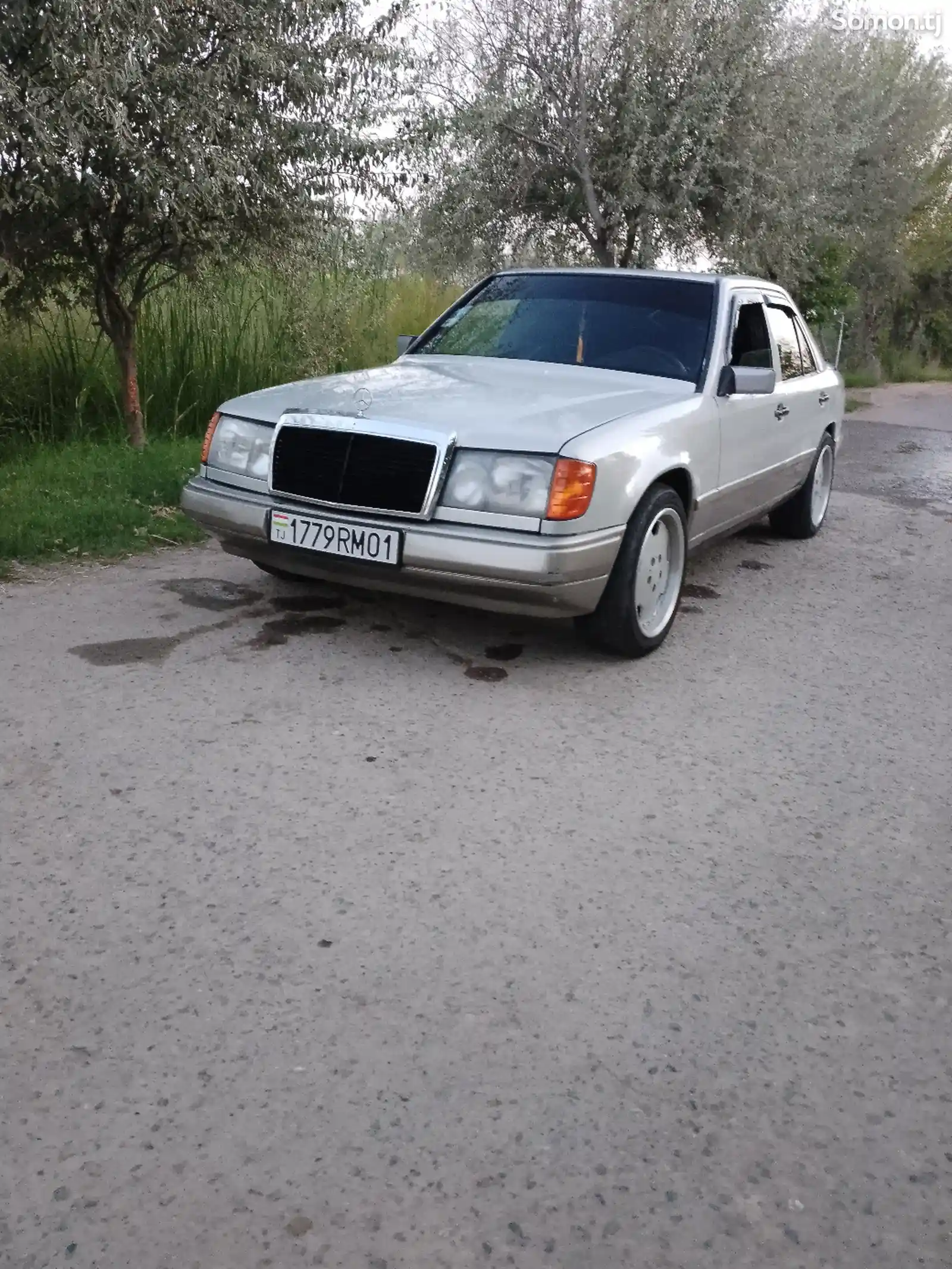 Mercedes-Benz W124, 1987-3