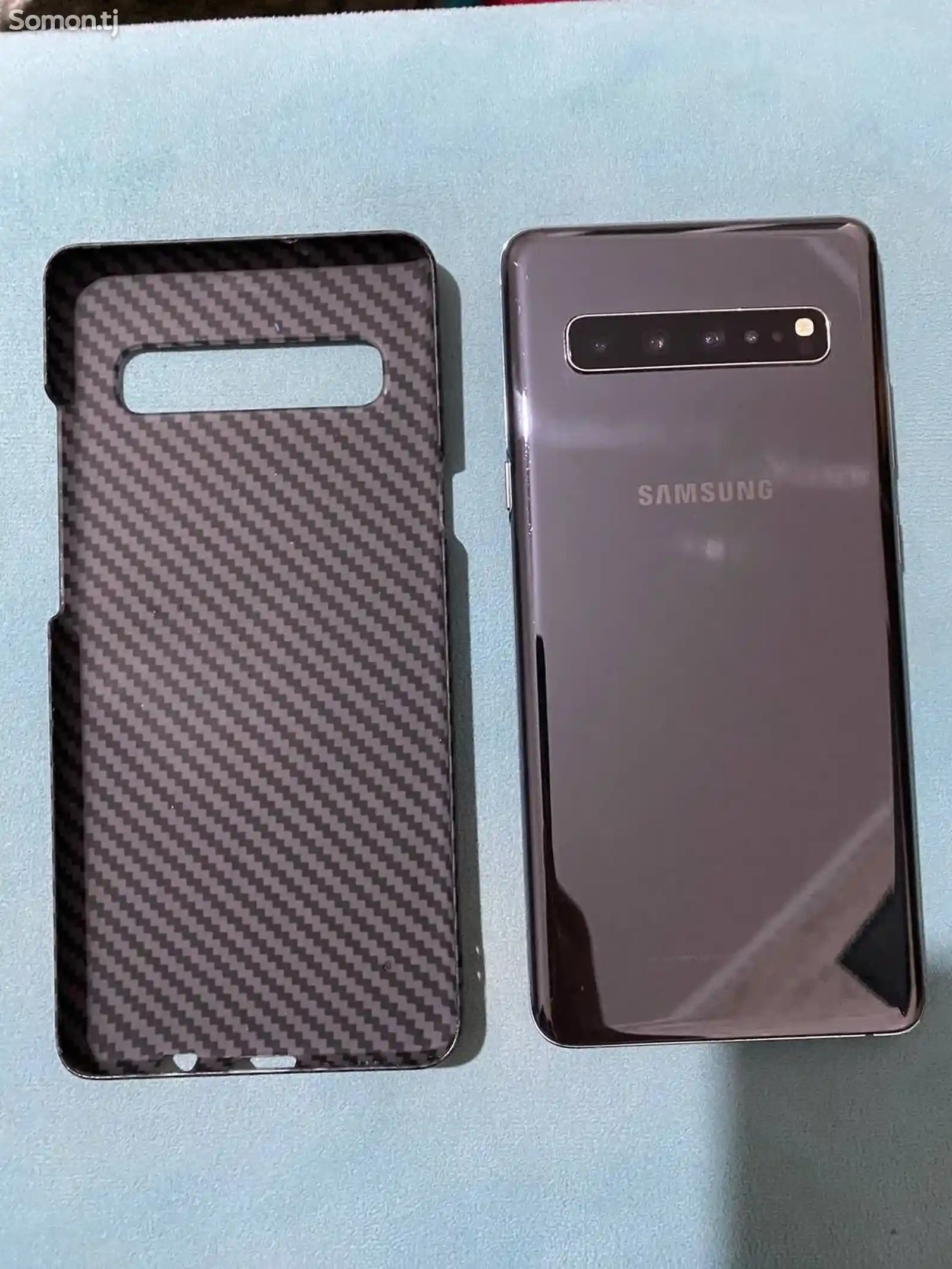 Samsung Galaxy S10 5G 256GB-1