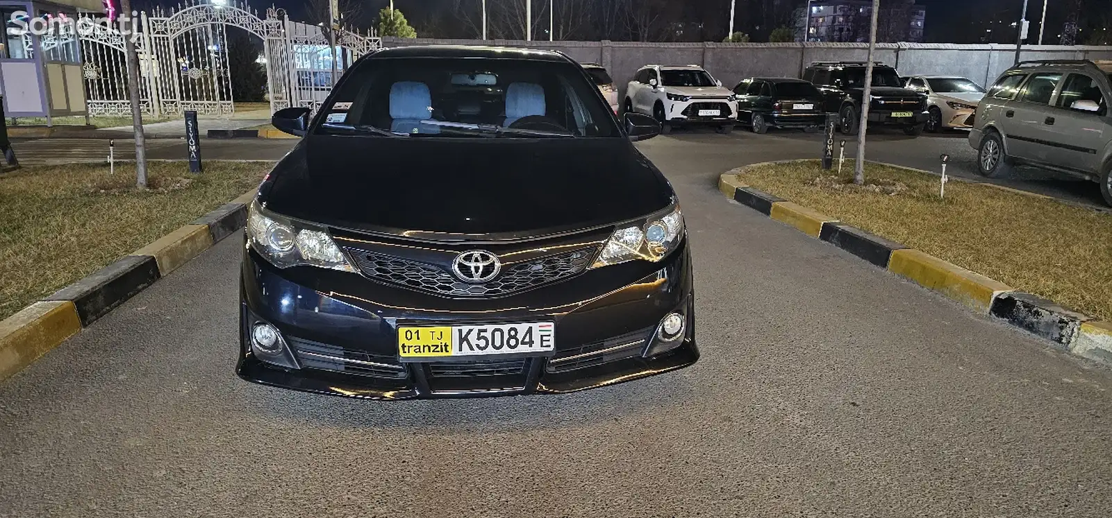 Toyota Camry, 2013-1