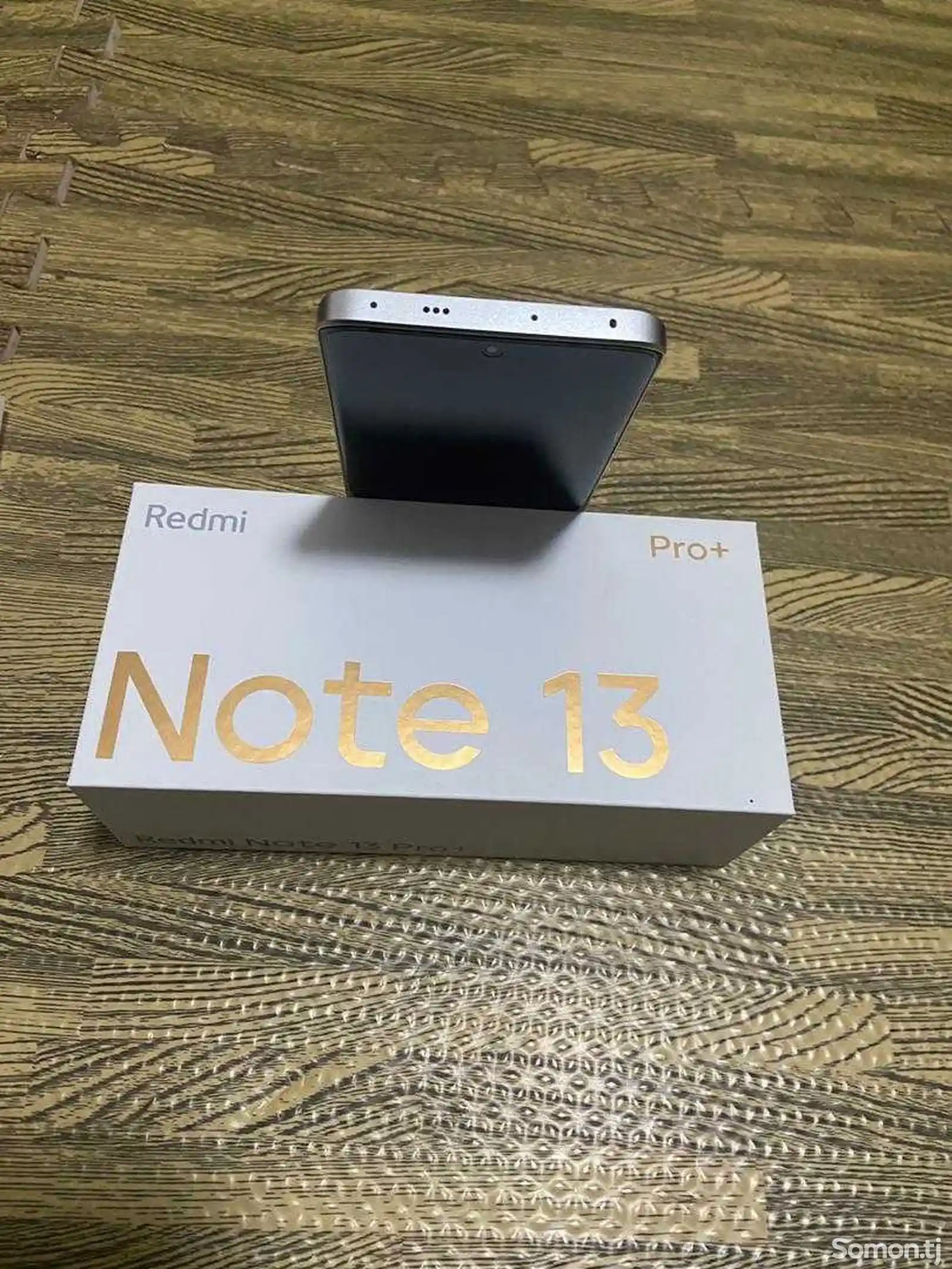Xiaomi Redmi Note 13 Pro+-5