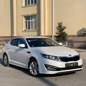 Kia K5, 2011