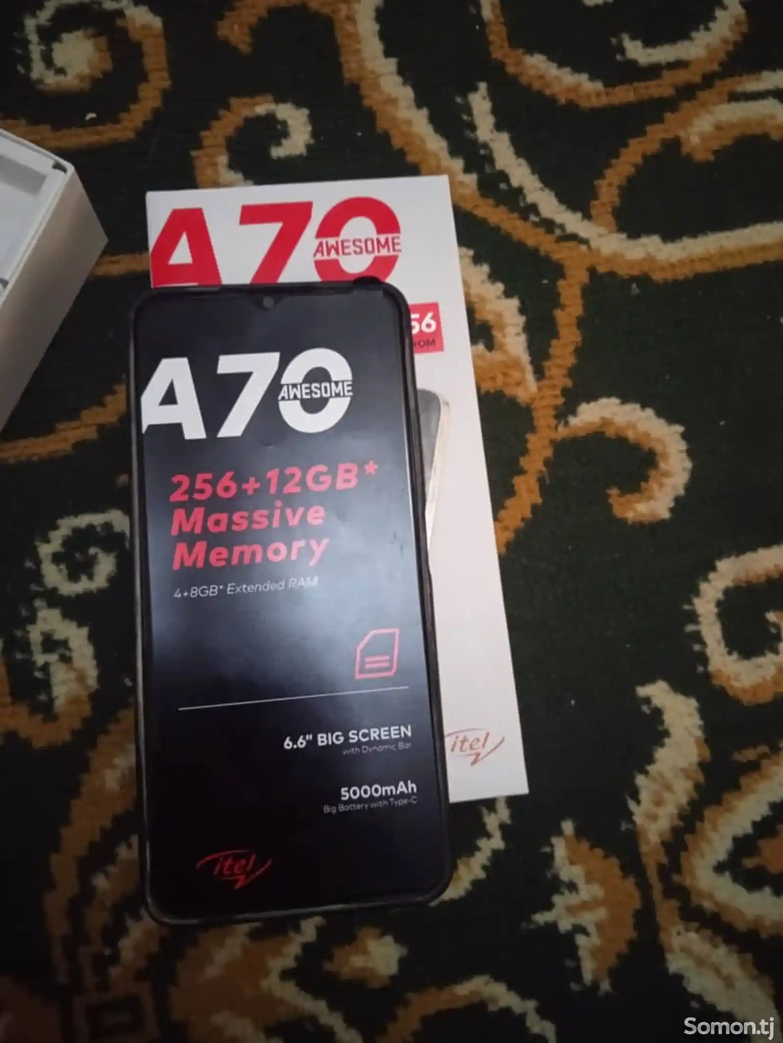 Samsung Galaxy A70-1