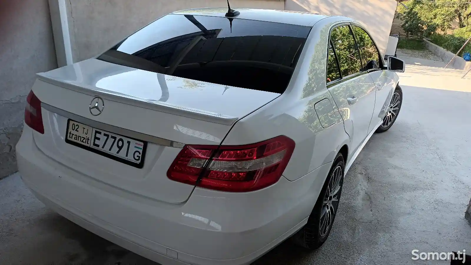 Mercedes-Benz E class, 2010-3