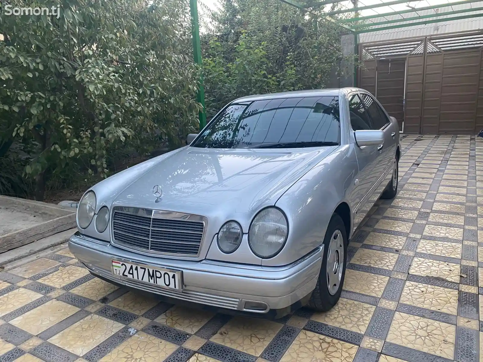 Mercedes-Benz E class, 1998-13