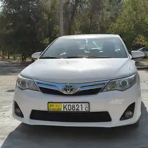 Toyota Camry, 2013