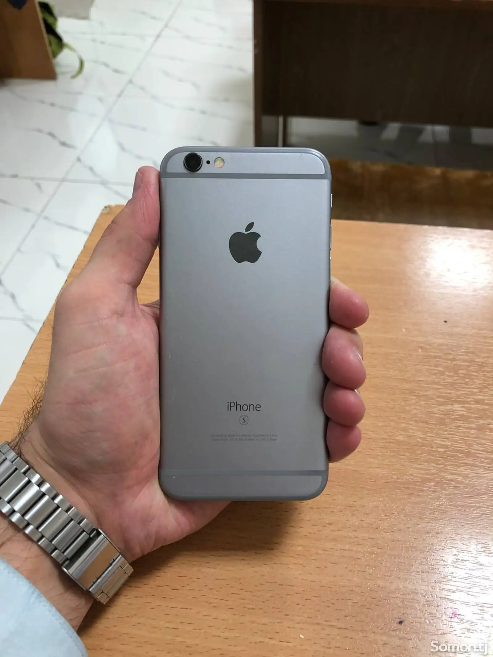 Apple iPhone 6s, 64 gb-1