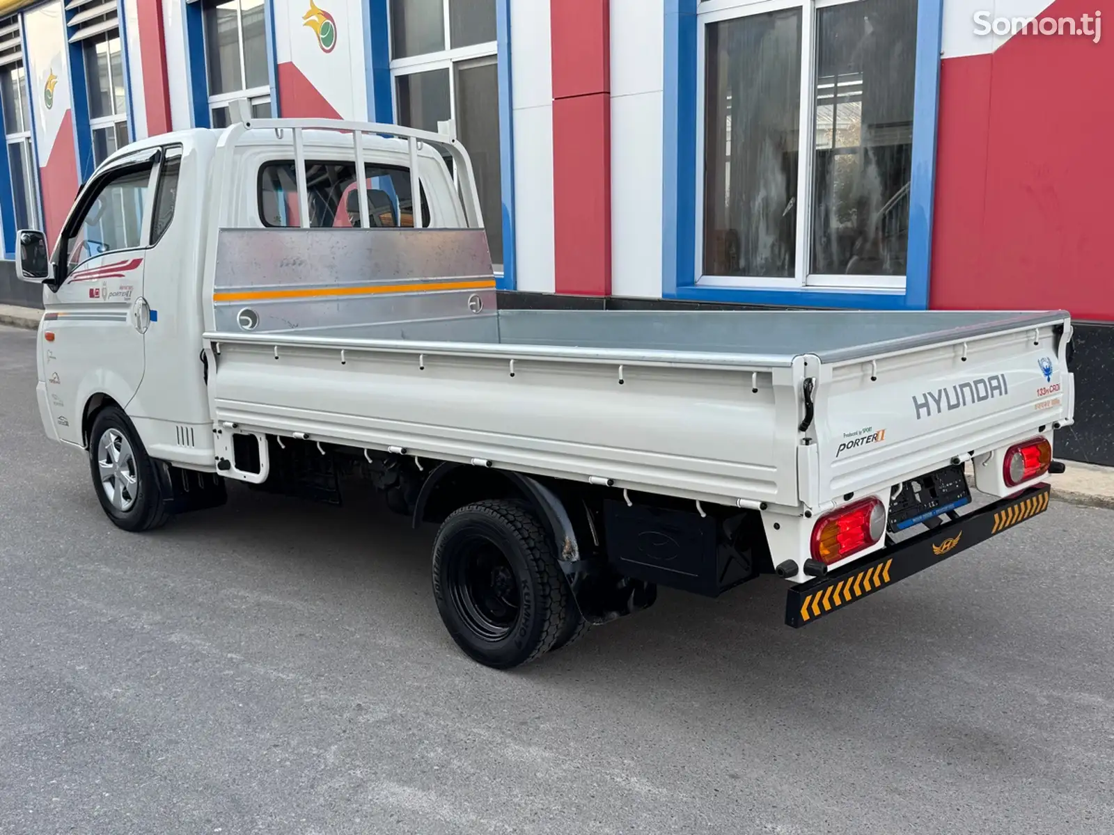 Бортовой автомобиль Hyundai Porter 2, 2014-3