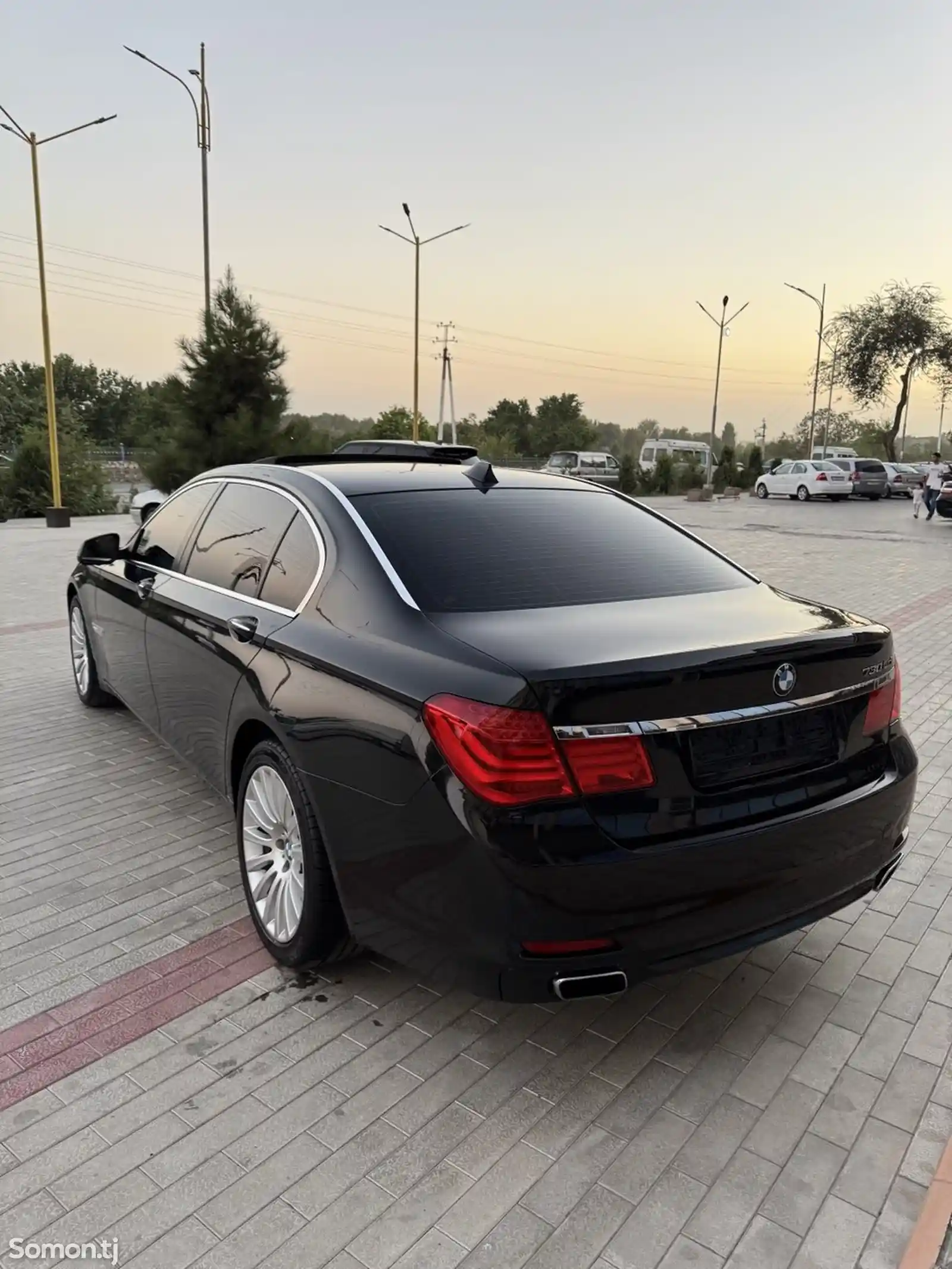 BMW 7 series, 2013-11