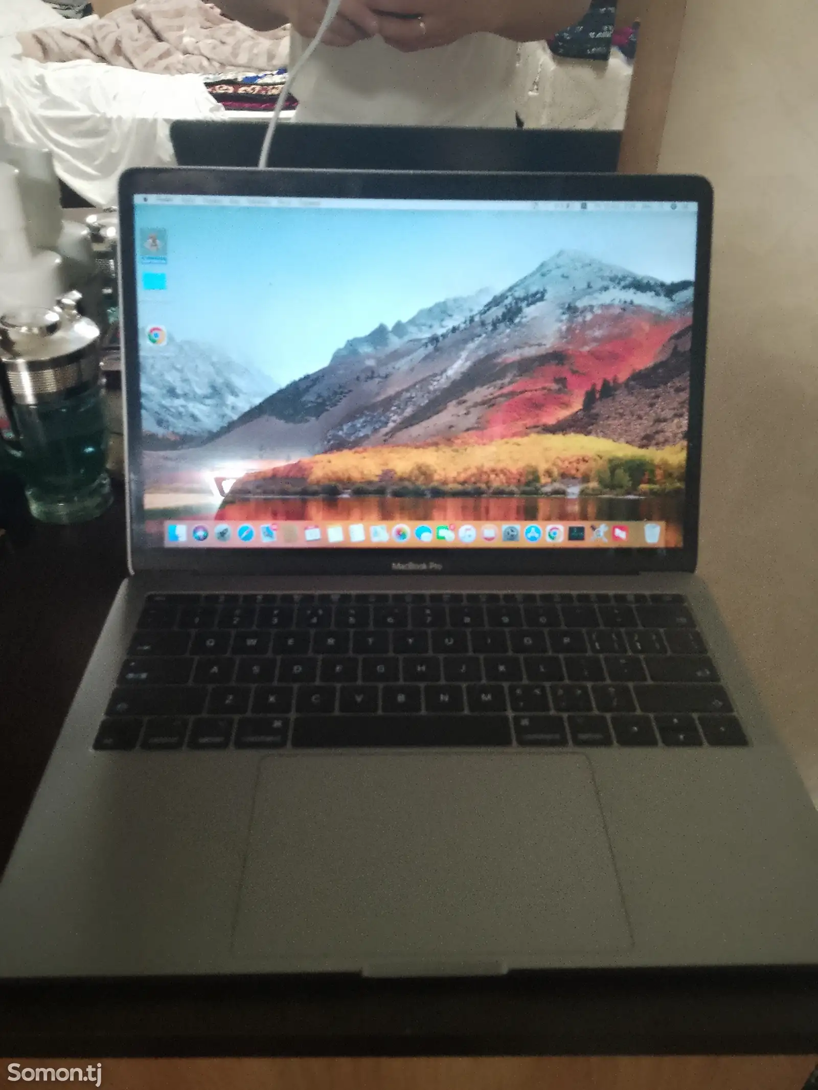 Ноутбук Mac book-1