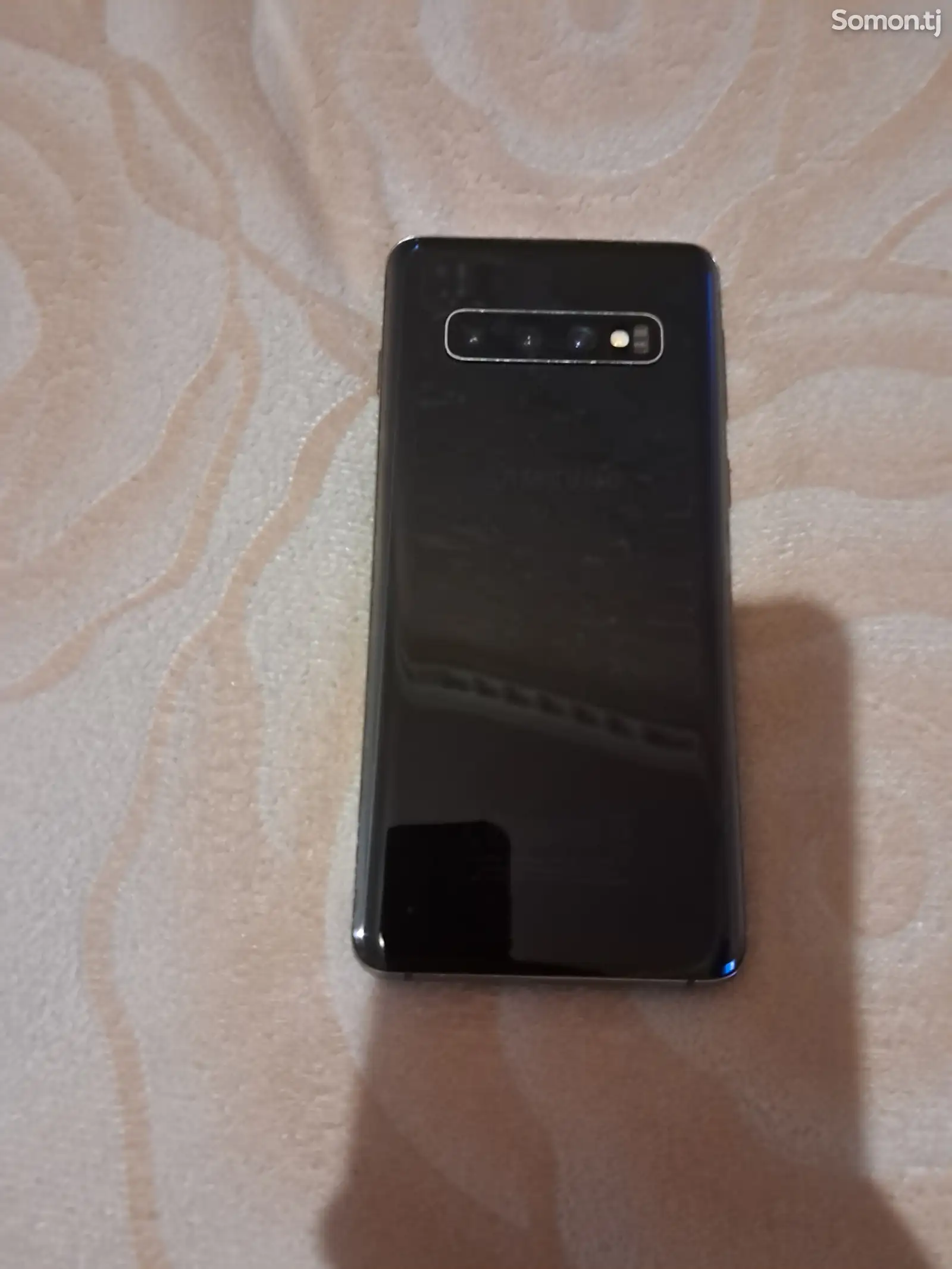 Samsung Galaxy S10 8/128Gb-1