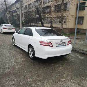 Toyota Camry, 2009