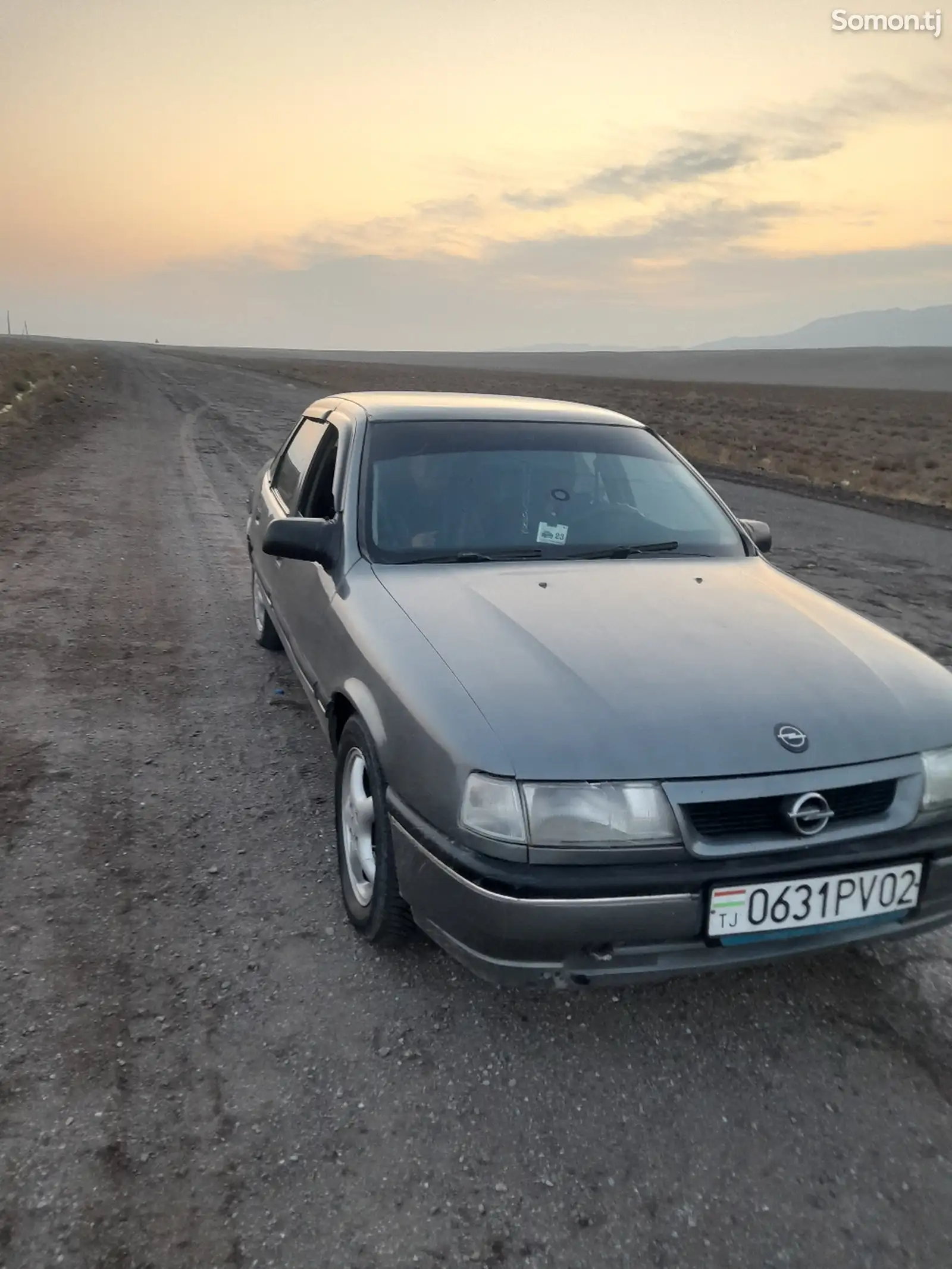 Opel Vectra A, 1988-1