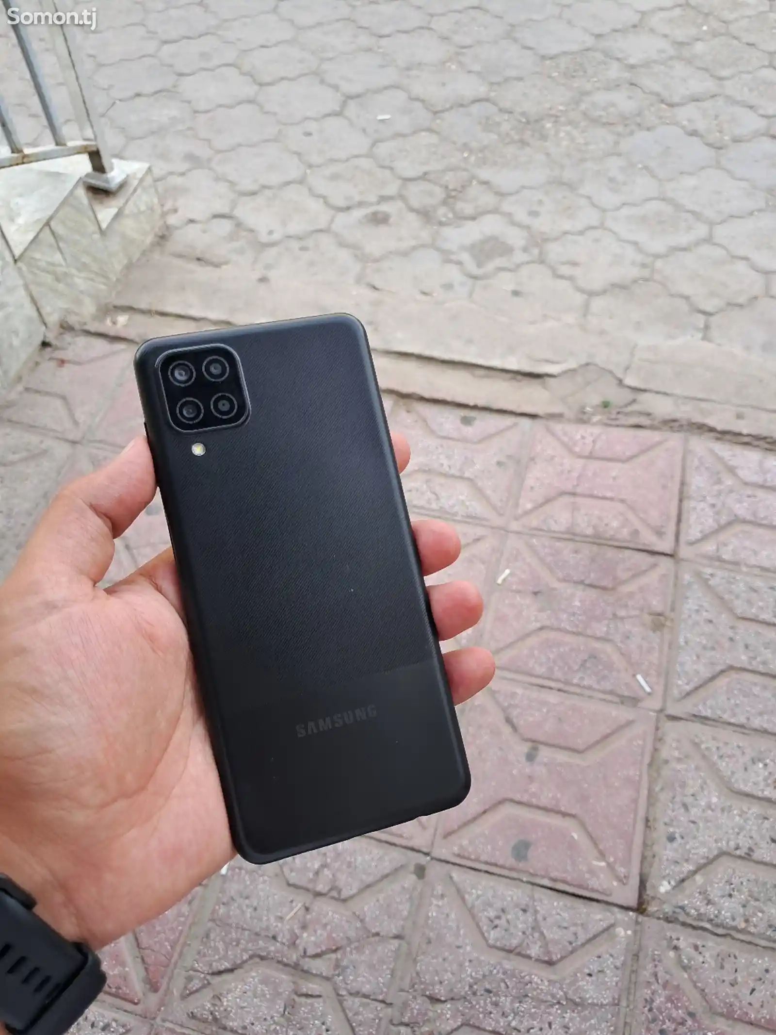 Samsung Galaxy A12-1