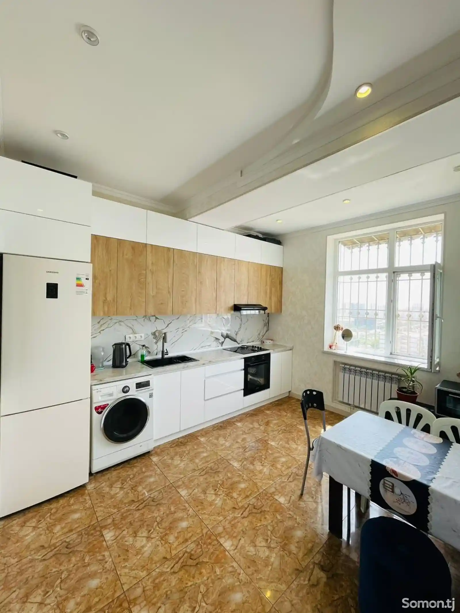 3-комн. квартира, 14 этаж, 76 м², Профсоюз-8