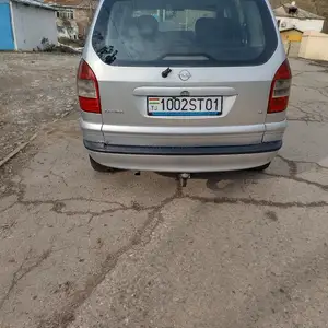 Opel Zafira, 2004