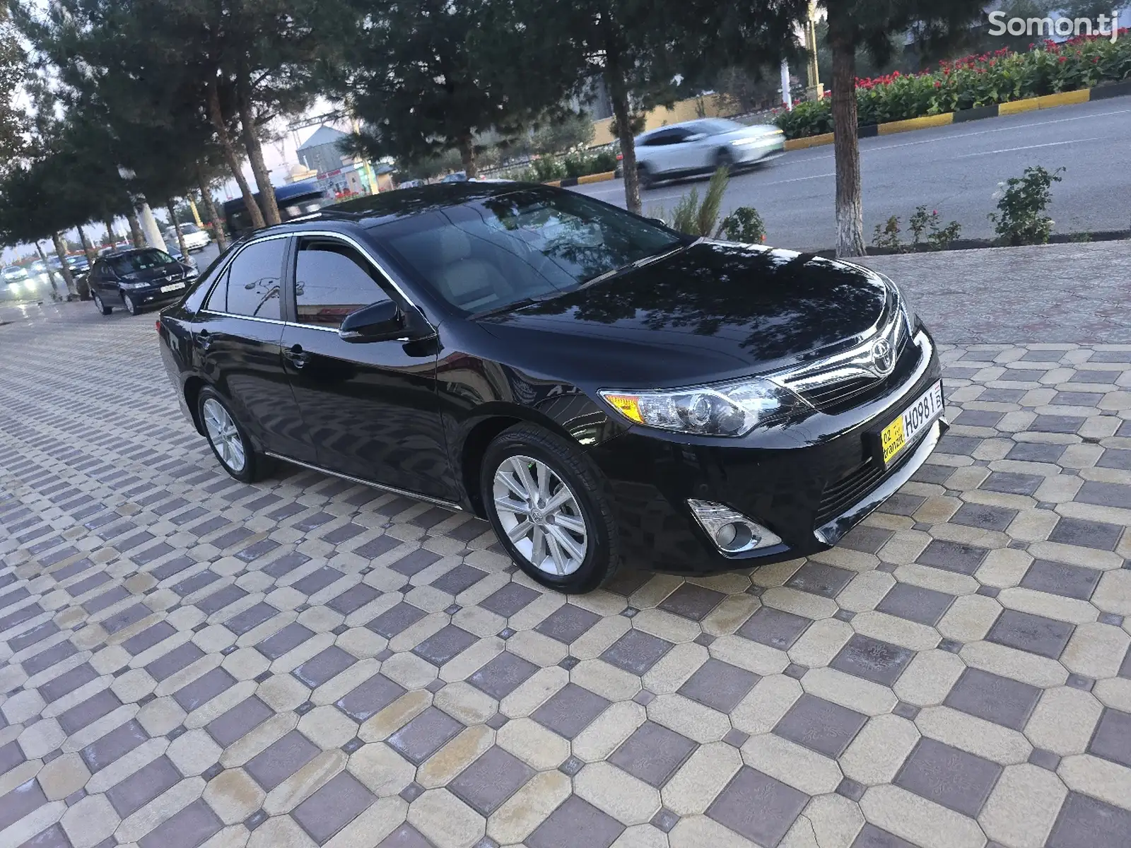 Toyota Camry, 2013-1