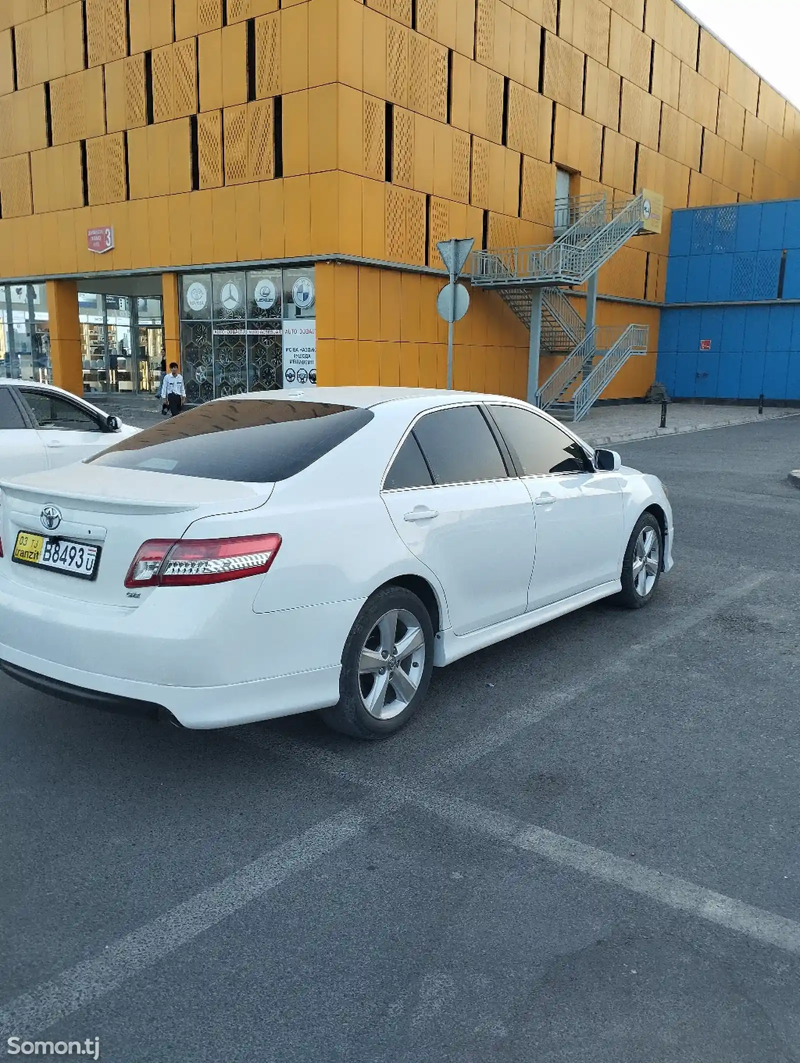 Toyota Camry, 2010-4