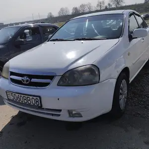 Daewoo Lacetti, 2008