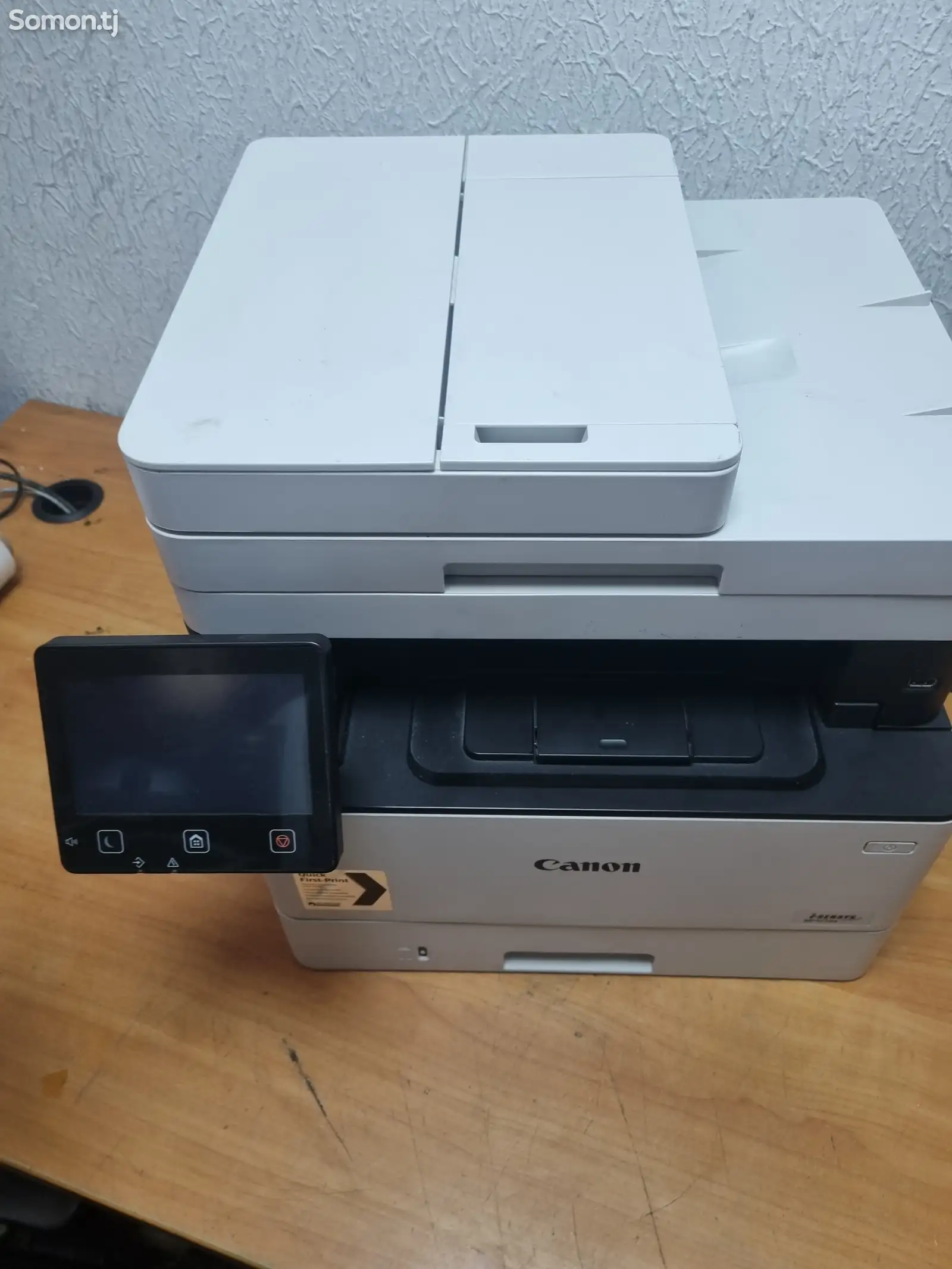 МФУ Принтер Canon MF 421dw-1