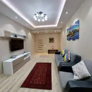 2-комн. квартира, 12 этаж, 92м², Шохмансур