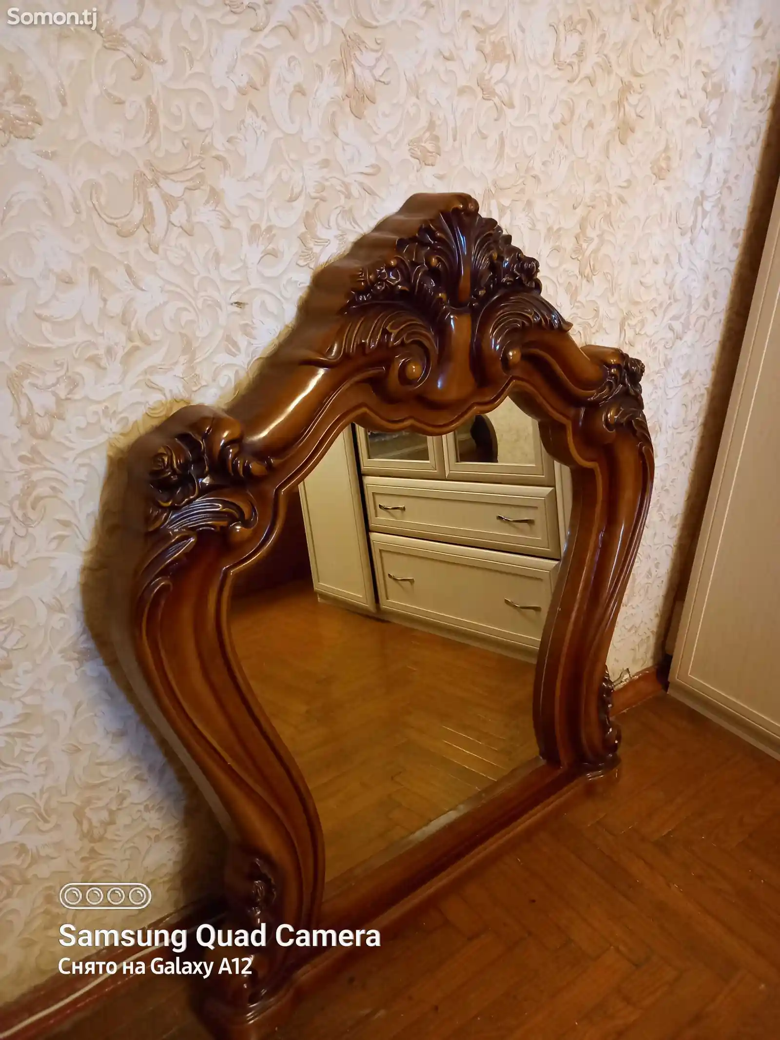 Зеркало декоративное-2
