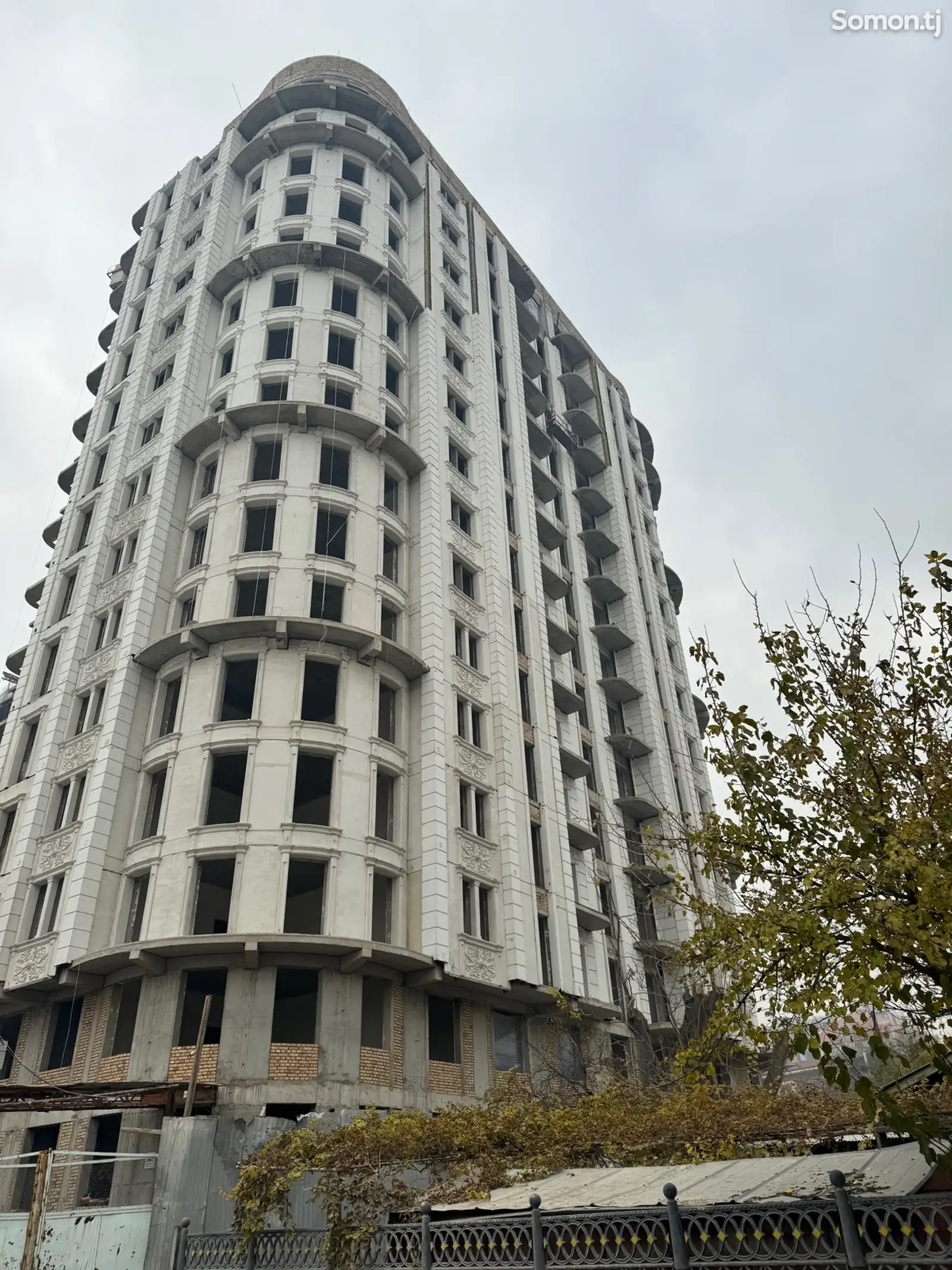 2-комн. квартира, 15 этаж, 77 м², Универмаг-1