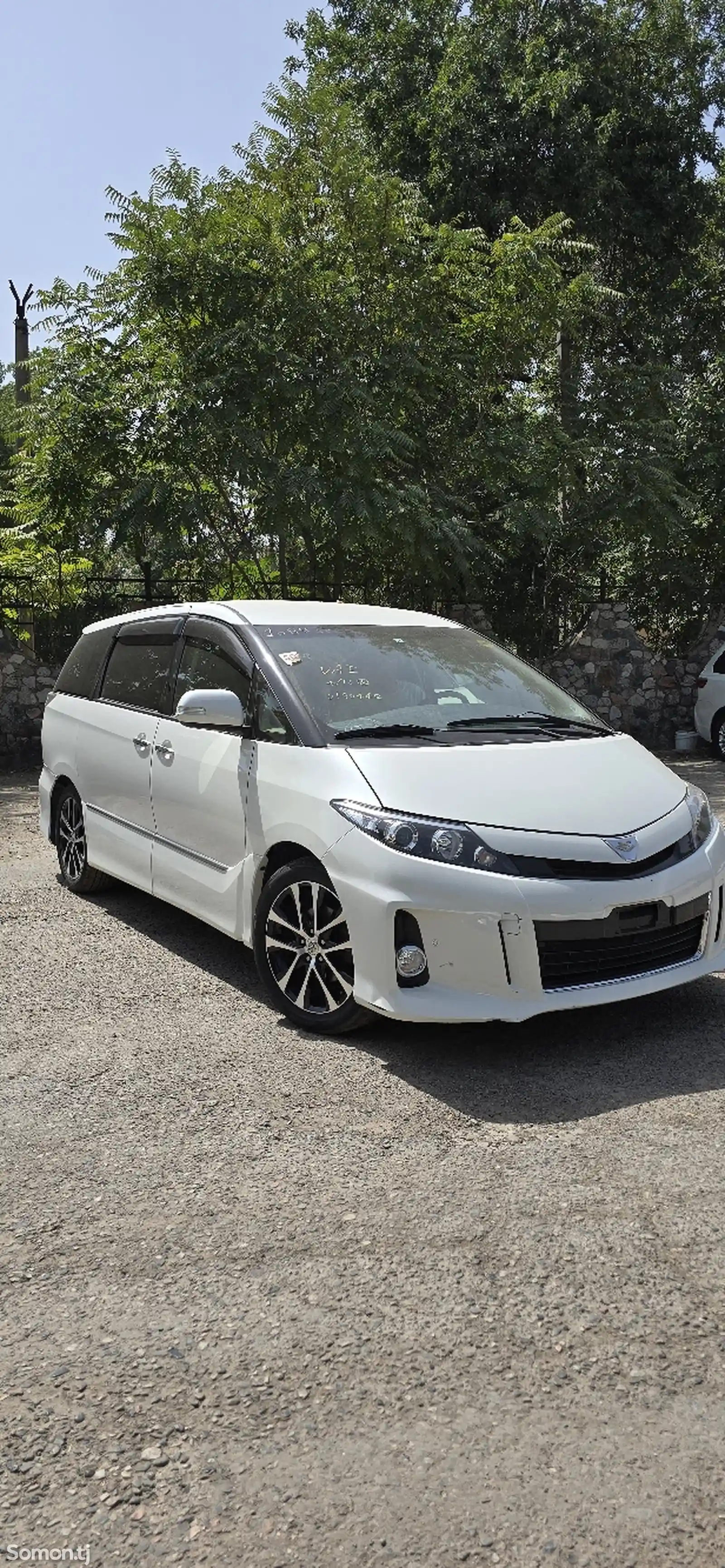 Toyota Estima, 2014-3