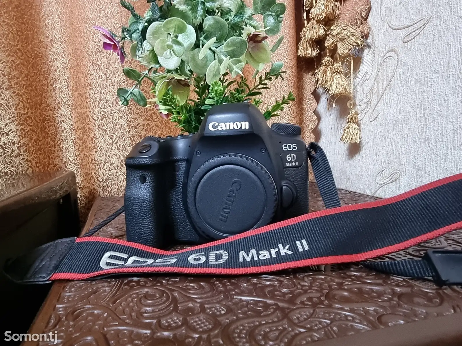 Фотоаппарат Canon EOS 6D Mark II Body-1