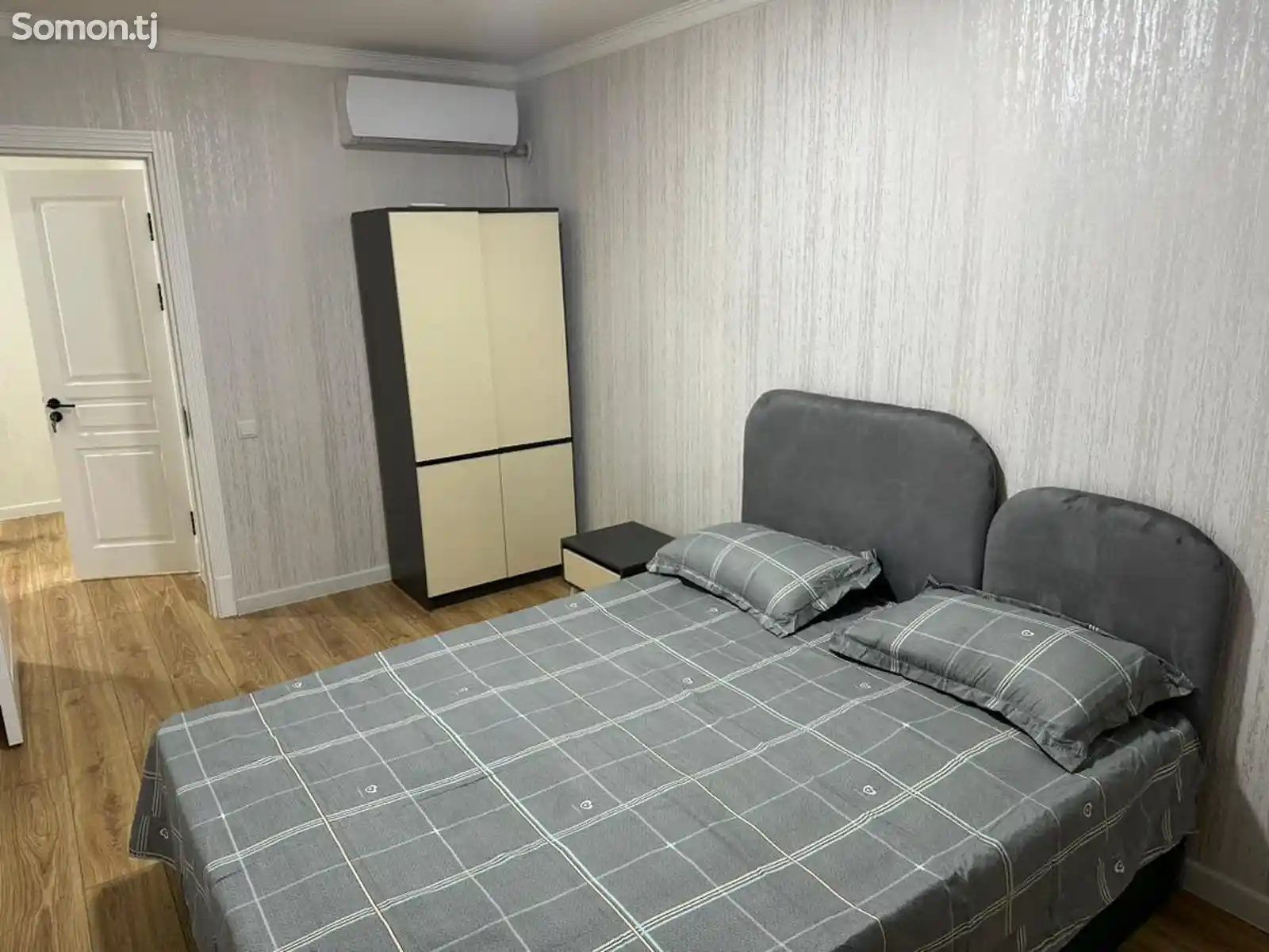 2-этажный, 4 комнатный дом, 650 м², берег моря-5