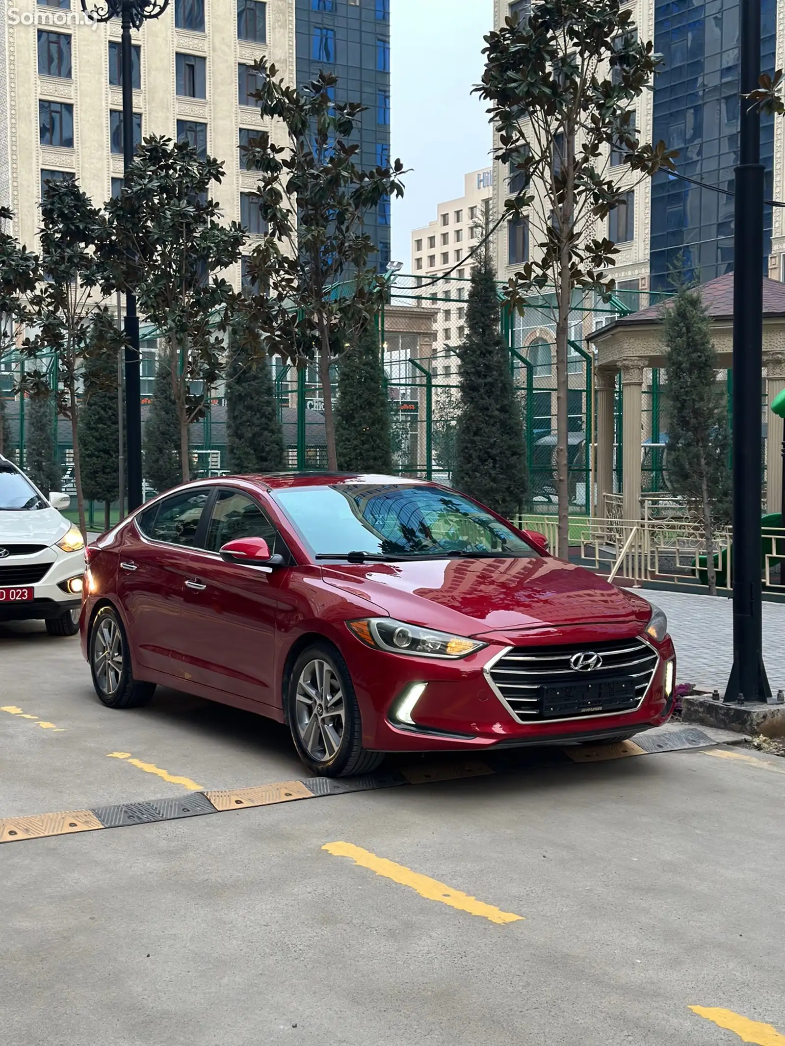 Hyundai Elantra, 2017-1