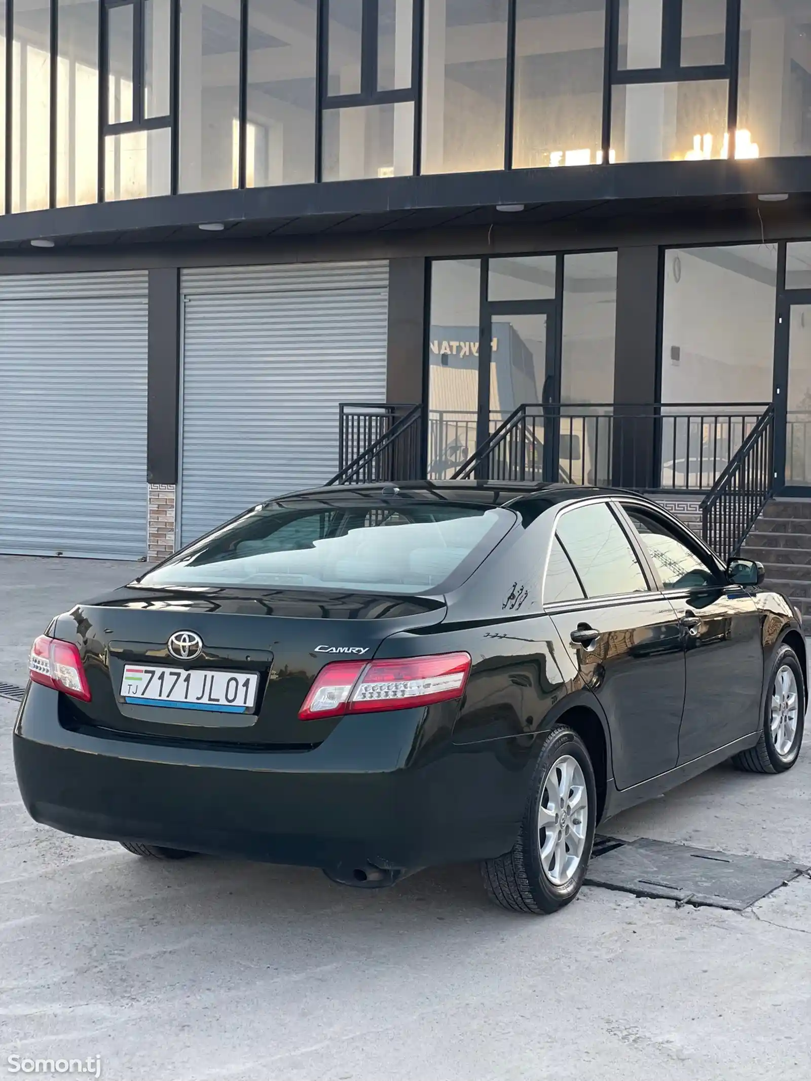 Toyota Camry, 2010-6