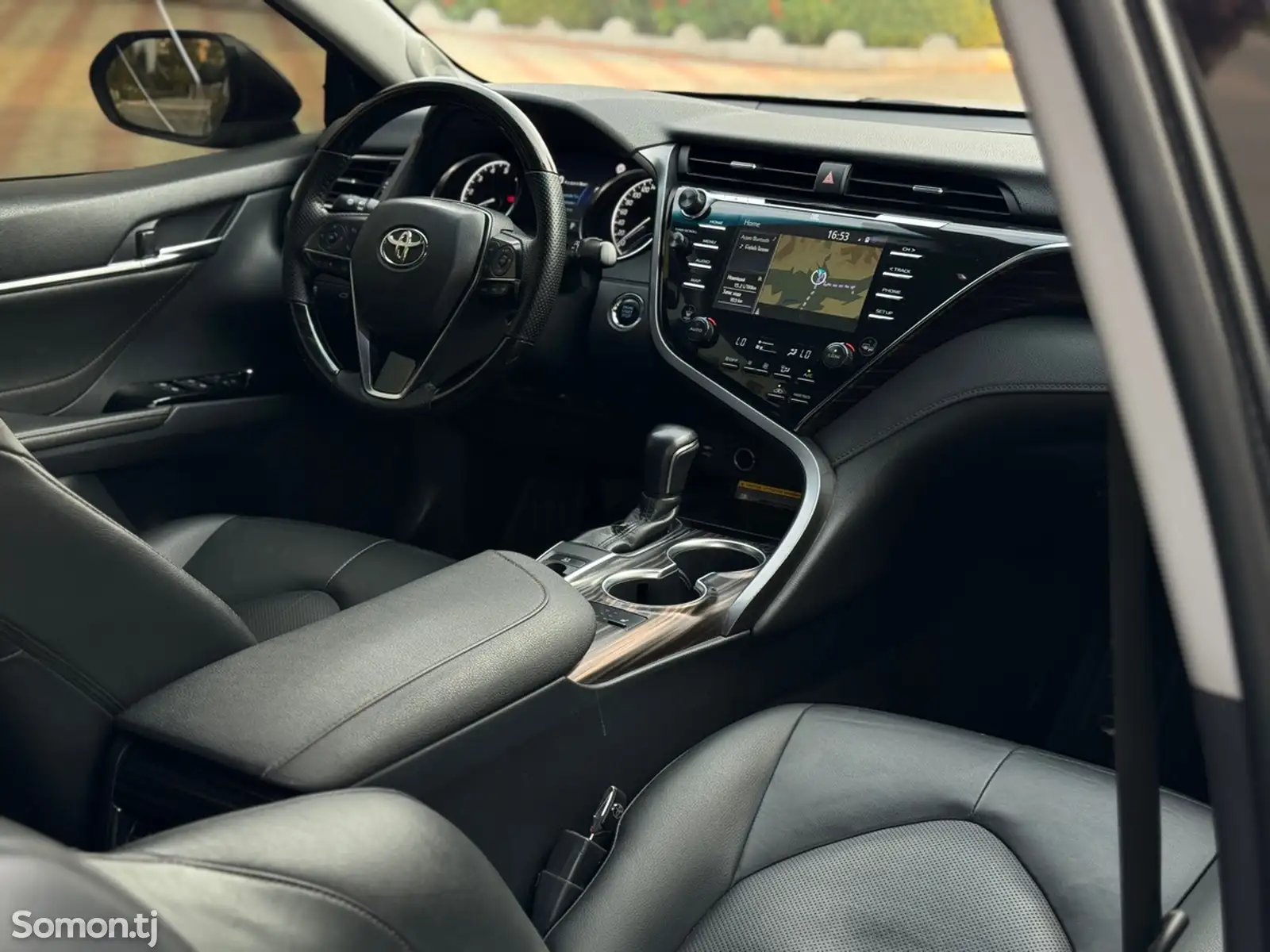 Toyota Camry, 2019-7