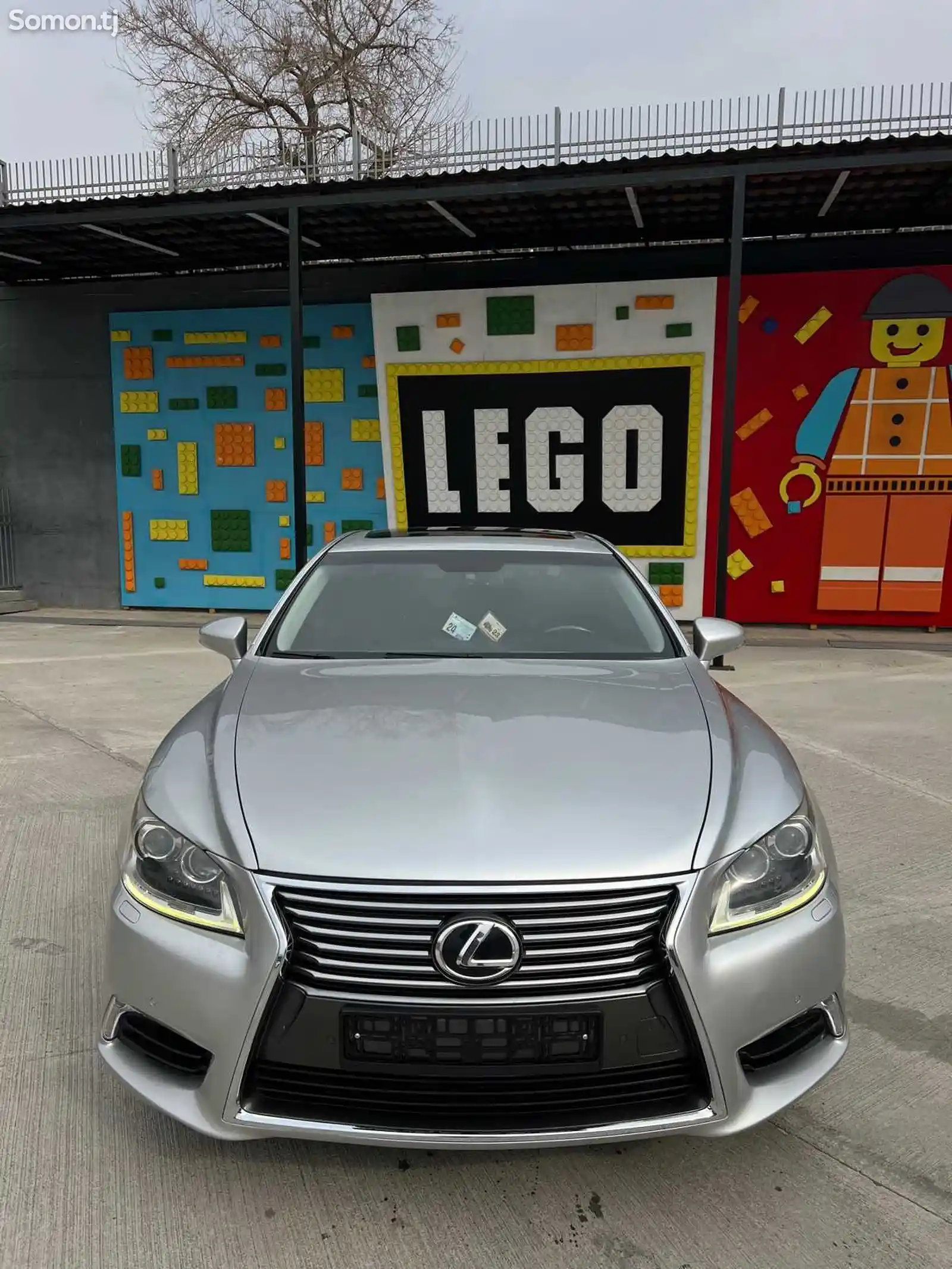 Lexus LS series, 2013-1