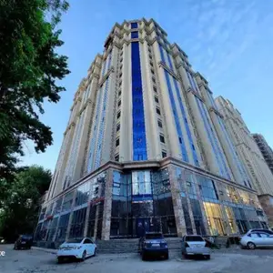 2-комн. квартира, 2 этаж, 75м², кучаи Айни